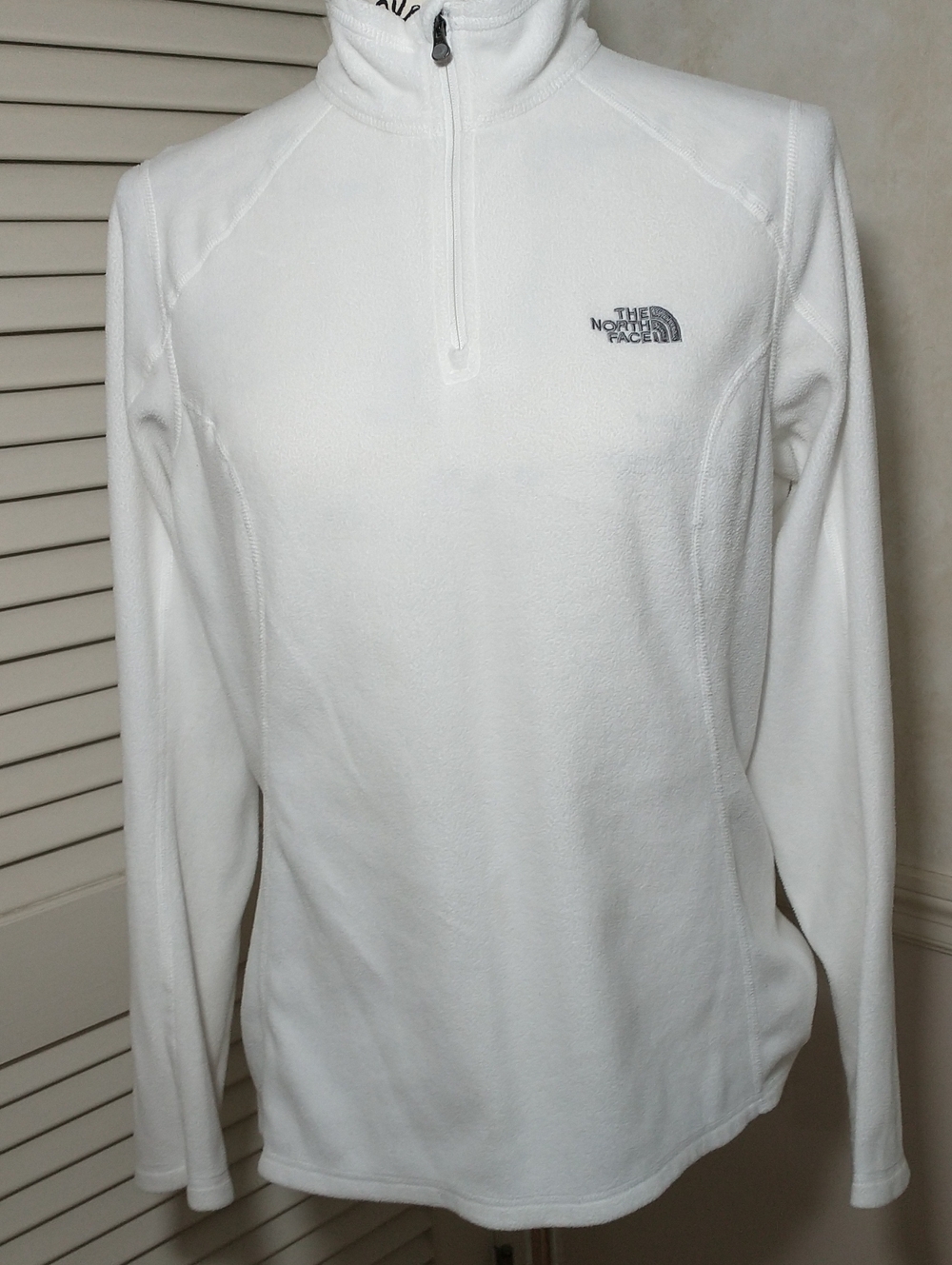 LIKE NEW The North Face PolarTec Classic Fleece Quarter Zip, White, Size Medium